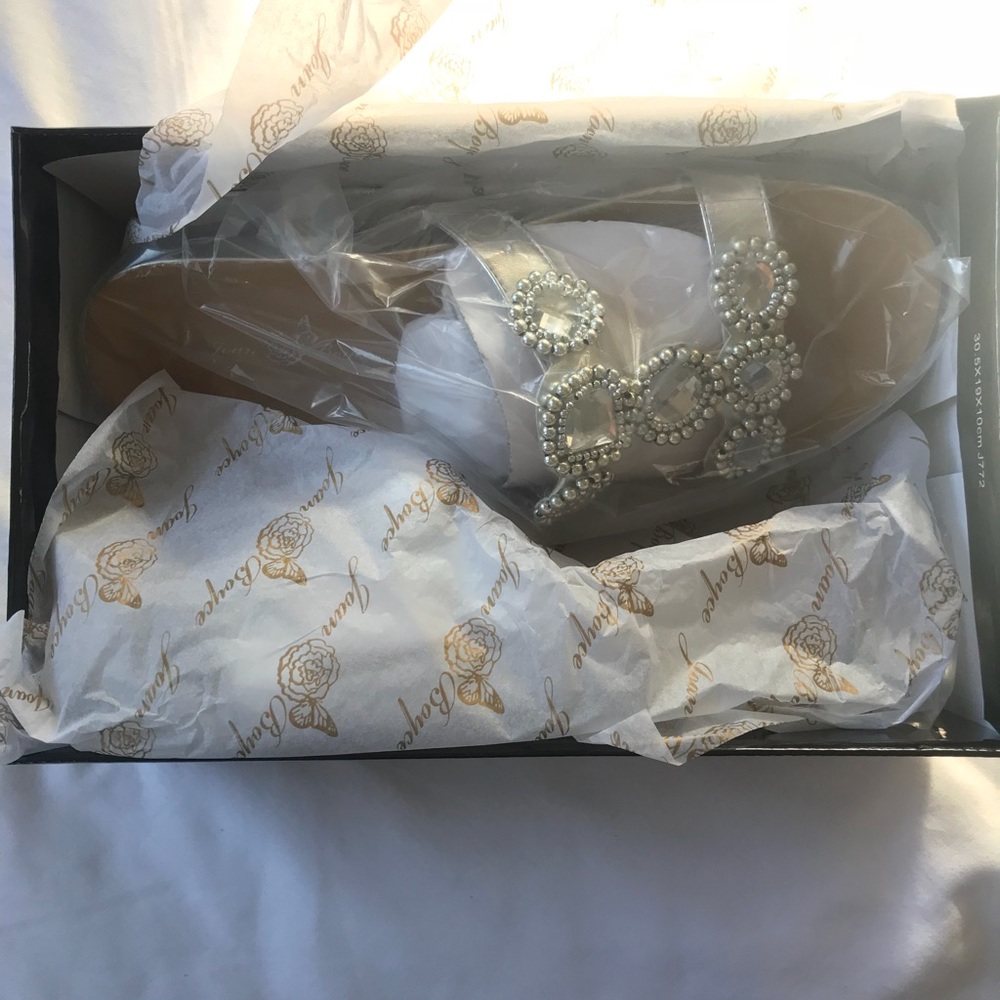 Blinging Sandals!! - Picture 3 of 3